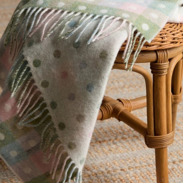 Foxford Babydeken Lamswol Stip - Pastel – Bild 2