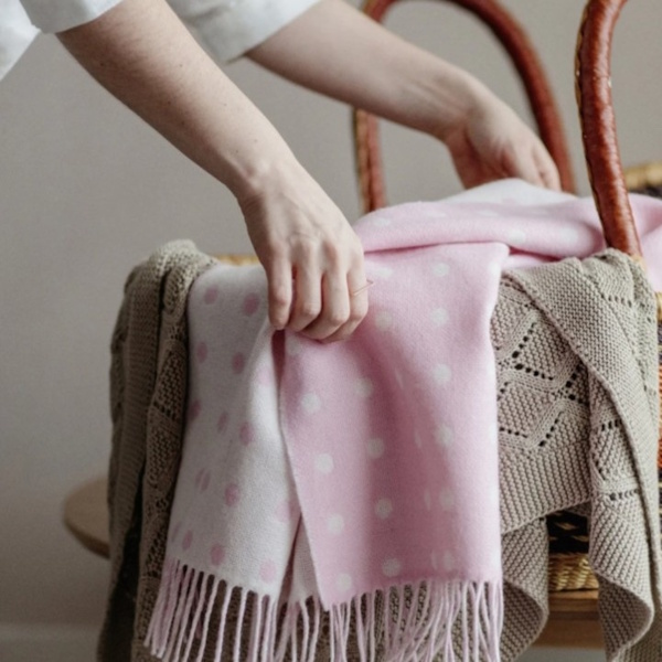Foxford Babydeken Lamswol Stip - Roze – Bild 2