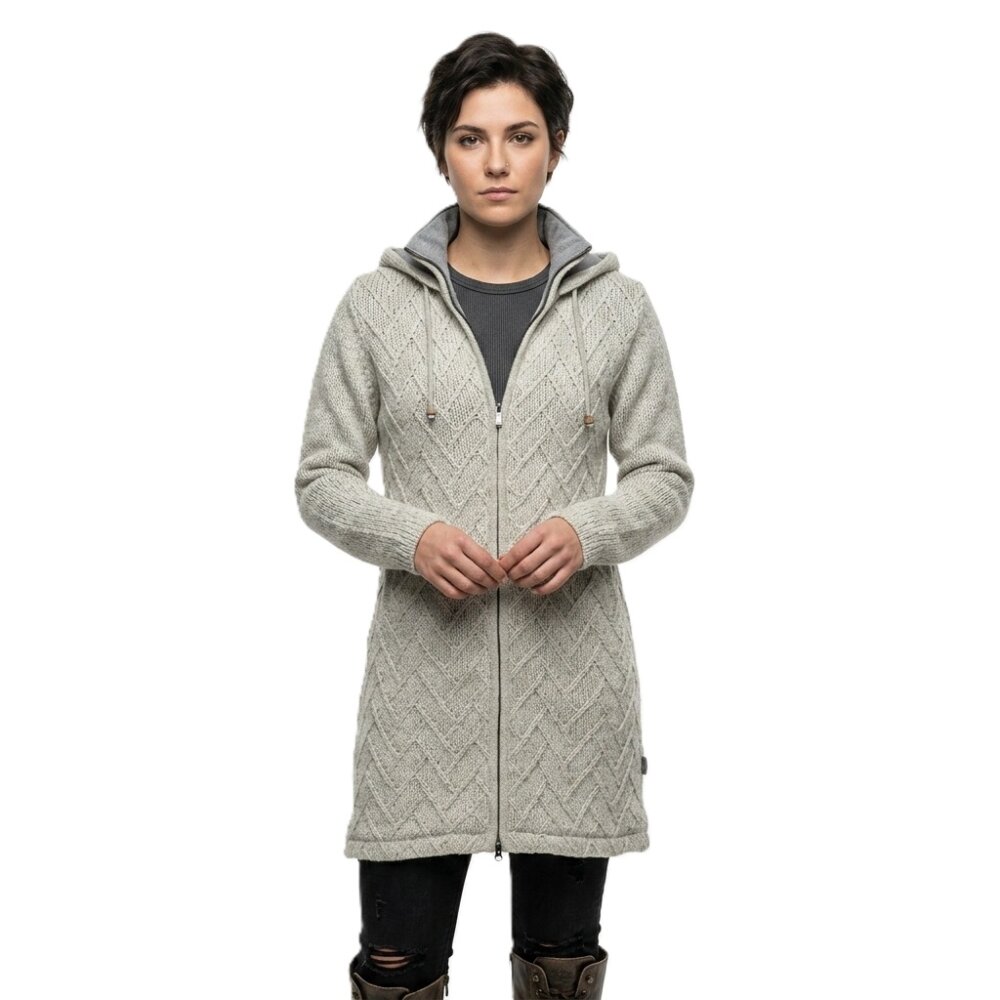 Liebo-Pure Wool-damesvest-Sharon-eccru-op model