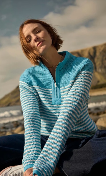 Weird Fish Dames Sweater Juliet - Adriatic Blue/White – Image 2